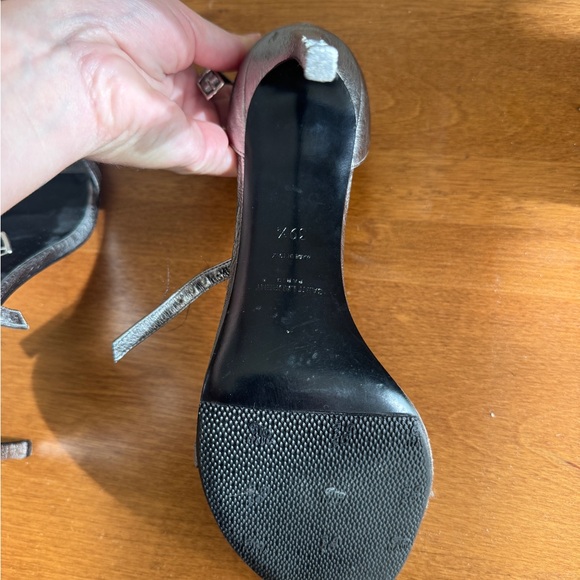 Saint Laurent Amber Metallic Silver Heeled Sandal - Picture 5 of 6
